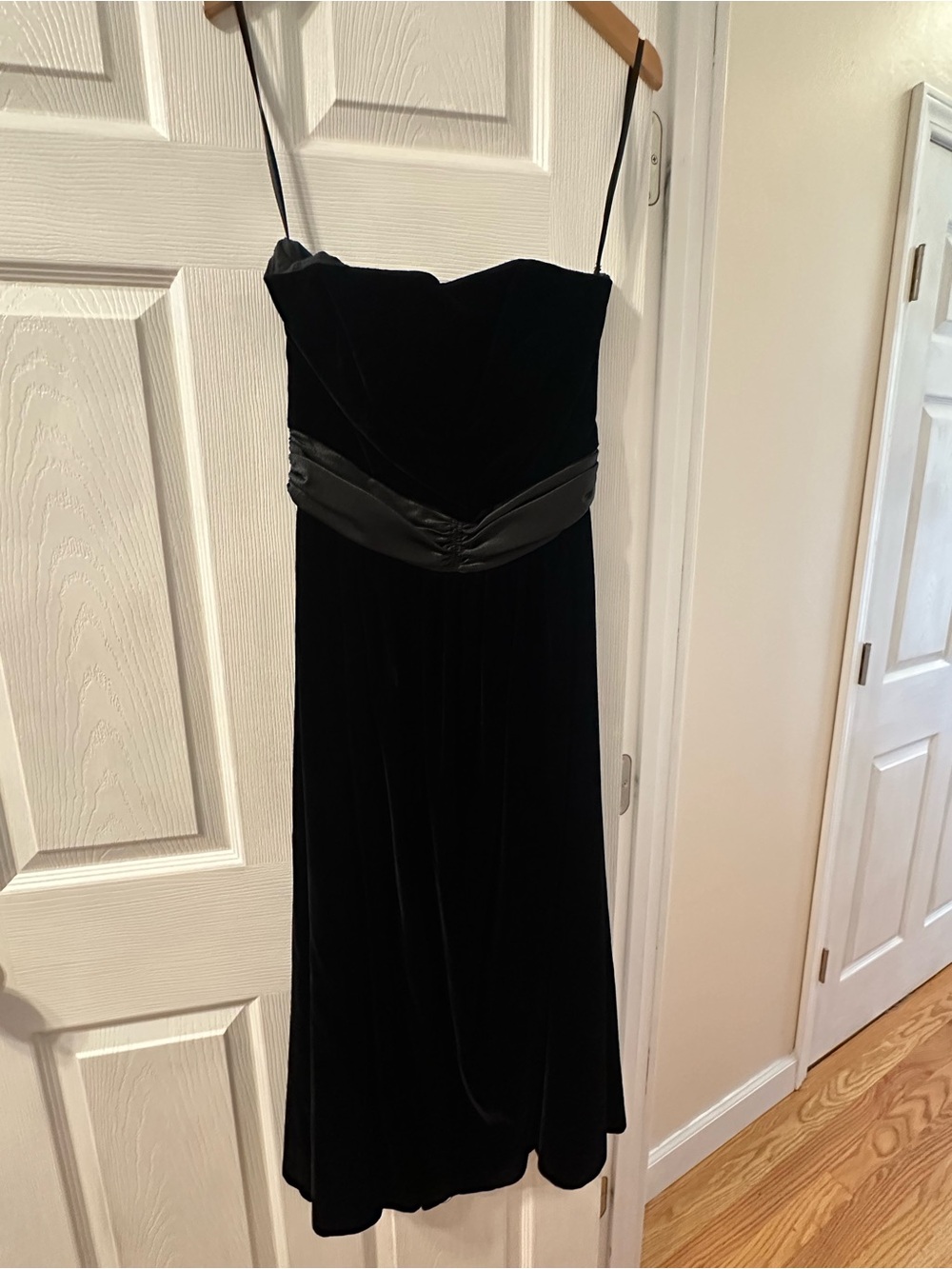 Maggy Boutique 80s Vintage Black Velvet Strapless Gown